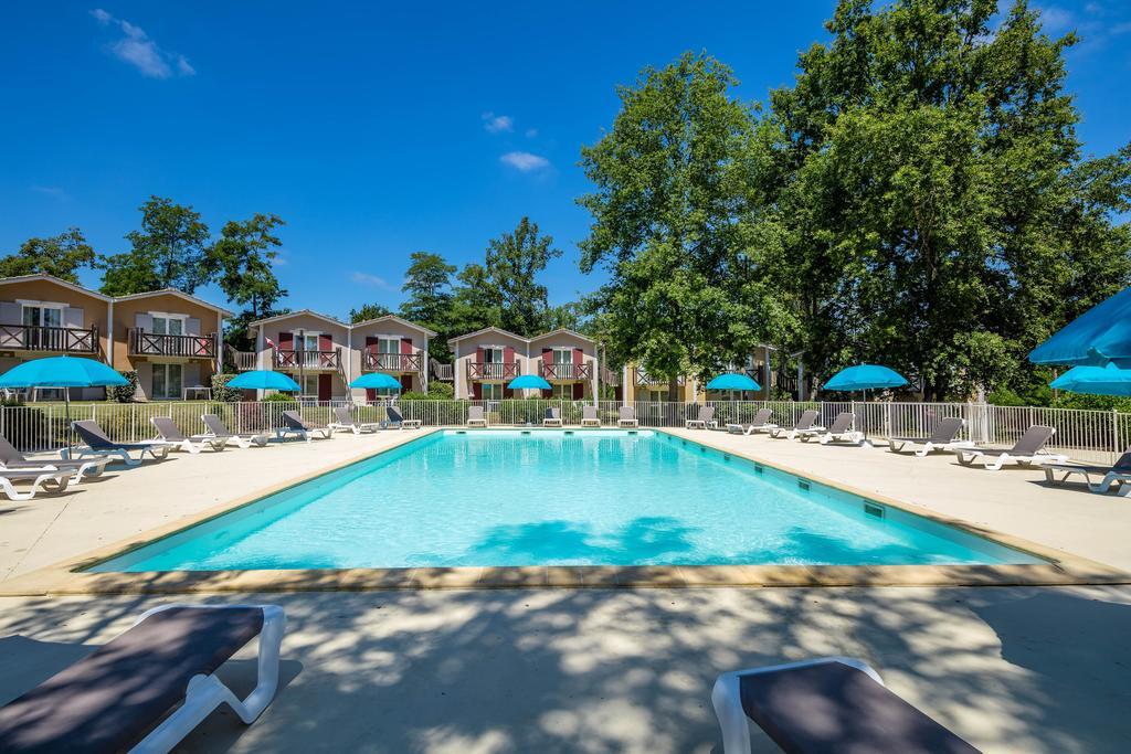 Vacanceole - Le Domaine Du Golf D'Albret 바르바스테 외부 사진