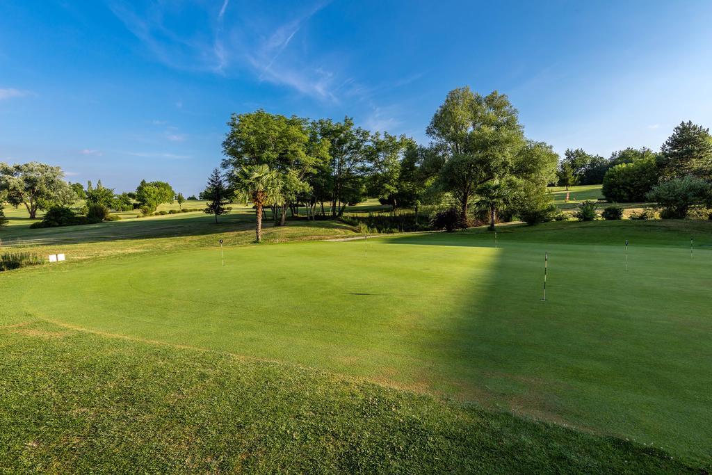 Vacanceole - Le Domaine Du Golf D'Albret 바르바스테 외부 사진