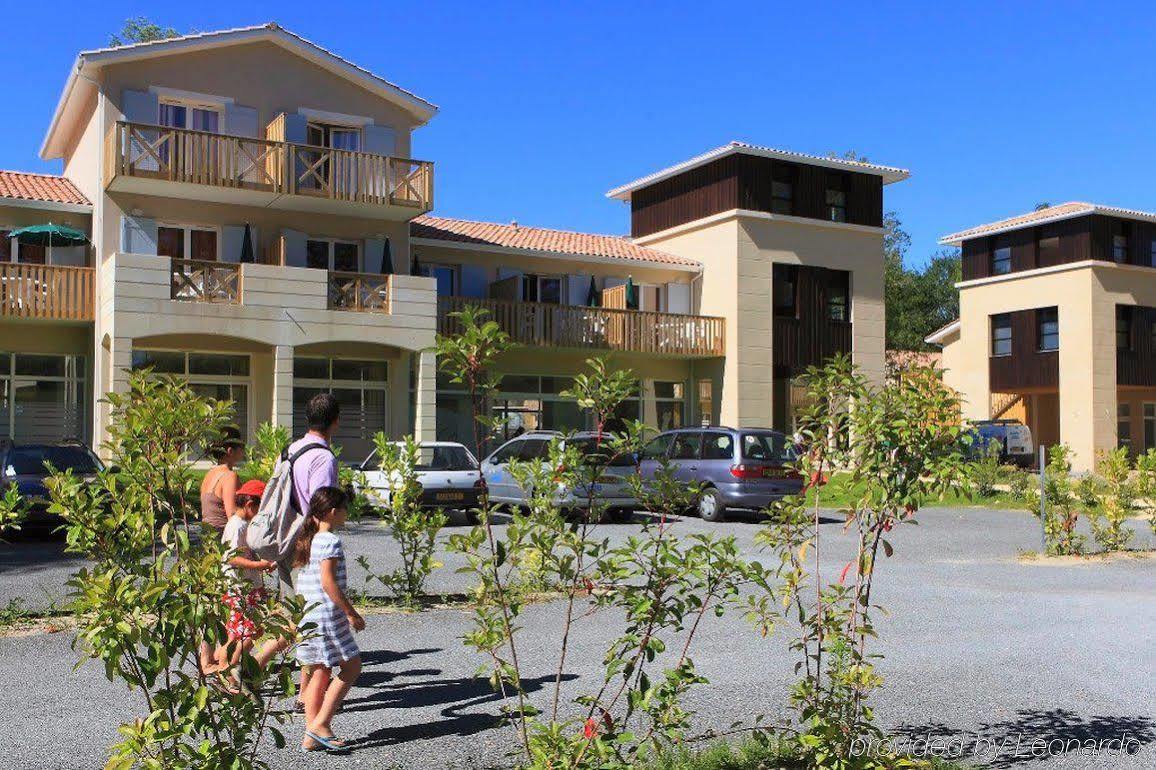 Vacanceole - Le Domaine Du Golf D'Albret 바르바스테 외부 사진